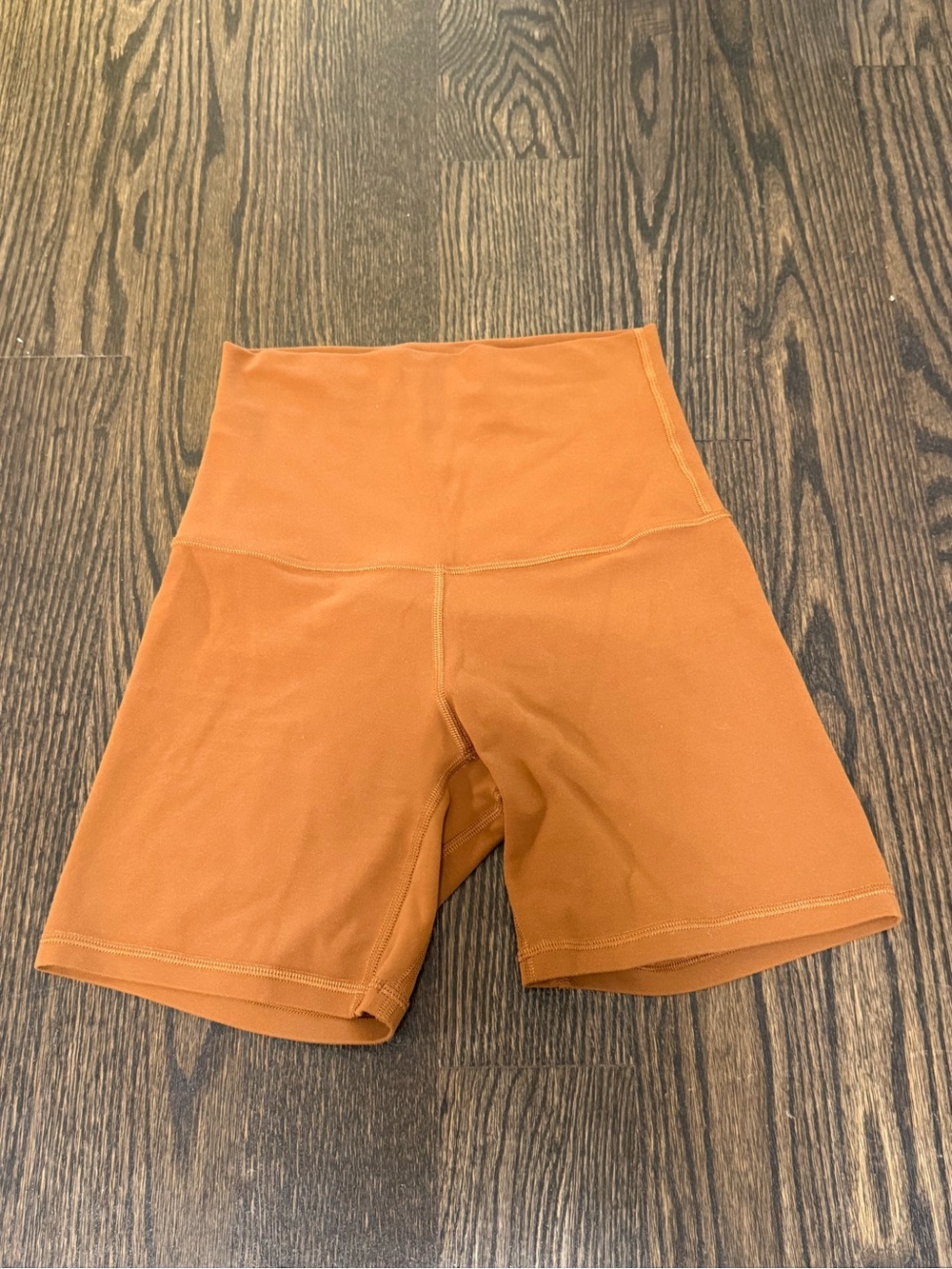 Lululemon high waisted align short in Rust Orange